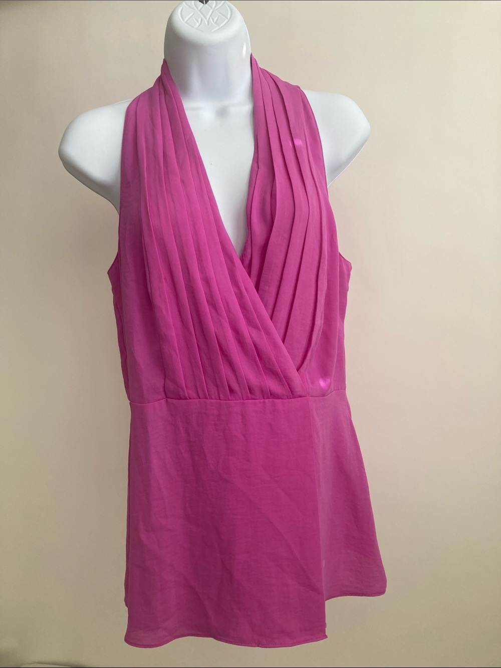Banana Republic size 6 women’s Pleated Wrap  Top - Fuchsia